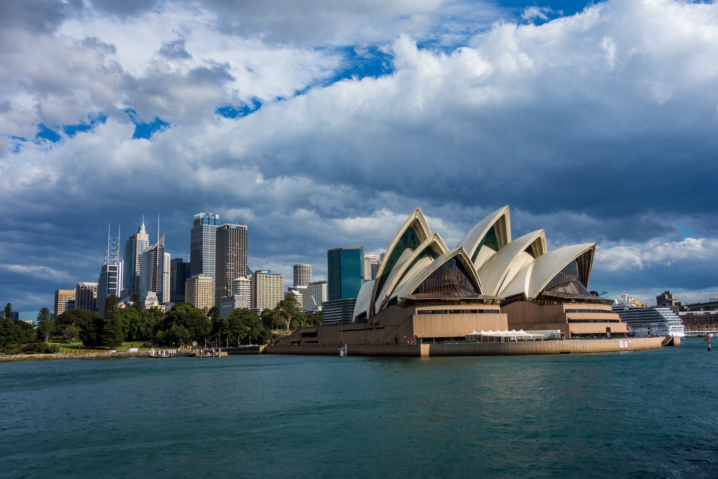 Image of the Sydney Opera House.