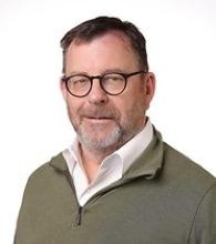 Headshot of Derek Ballantyne